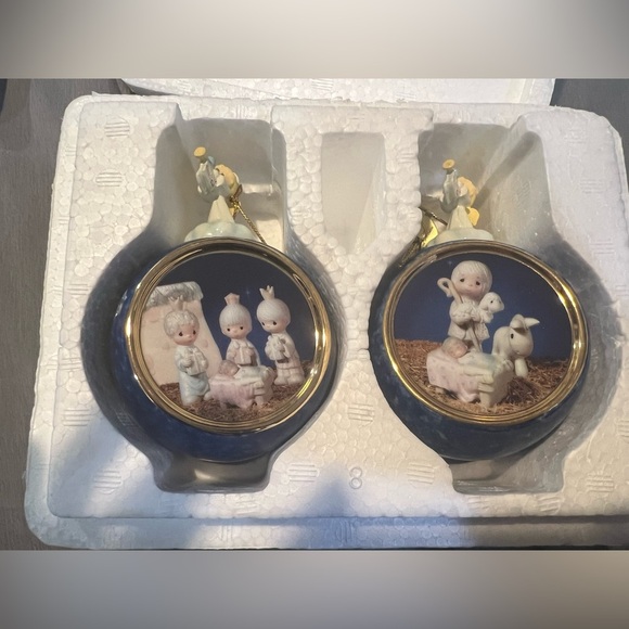 New in Box Bradford collection precious moments set of 2 ornaments - Picture 1 of 6